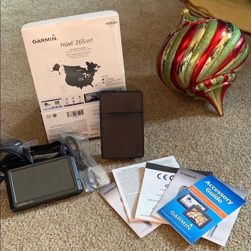 Garmin nuvi 265 wt, used 1 time